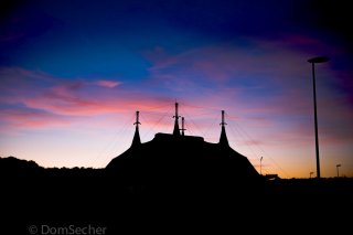 swan-chapiteau-nuit